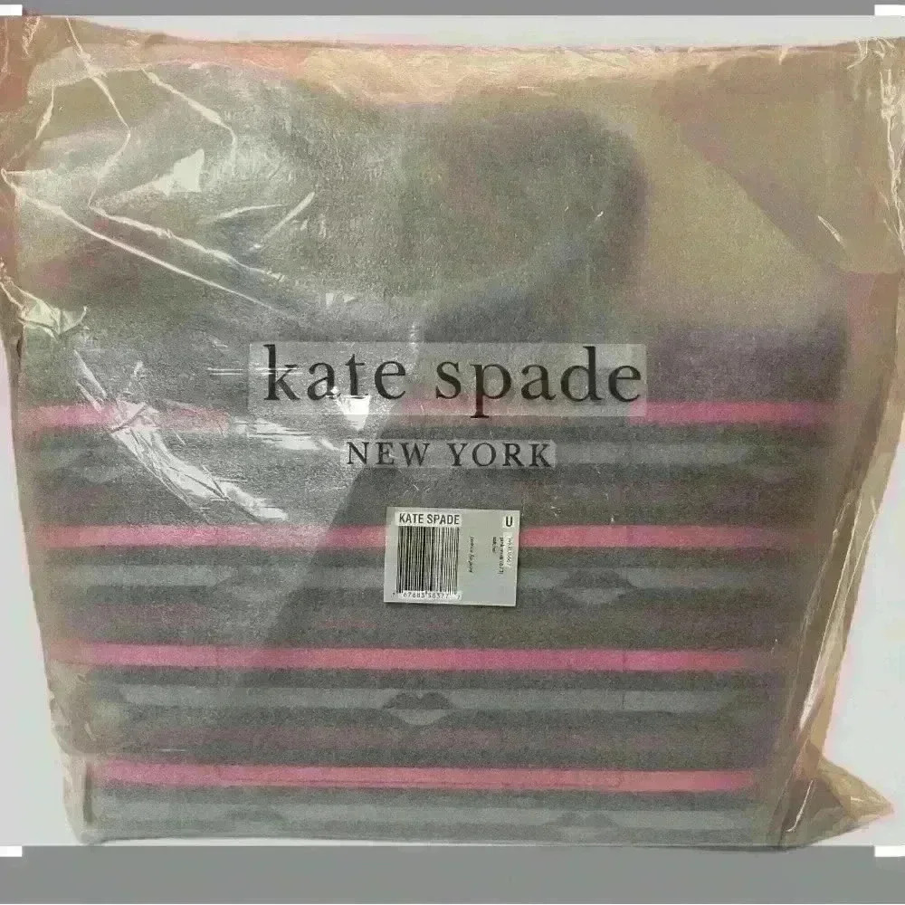 Kate Spade Patrice / Lips Satchel - Crossbody. NWT - Picture 2 of 12